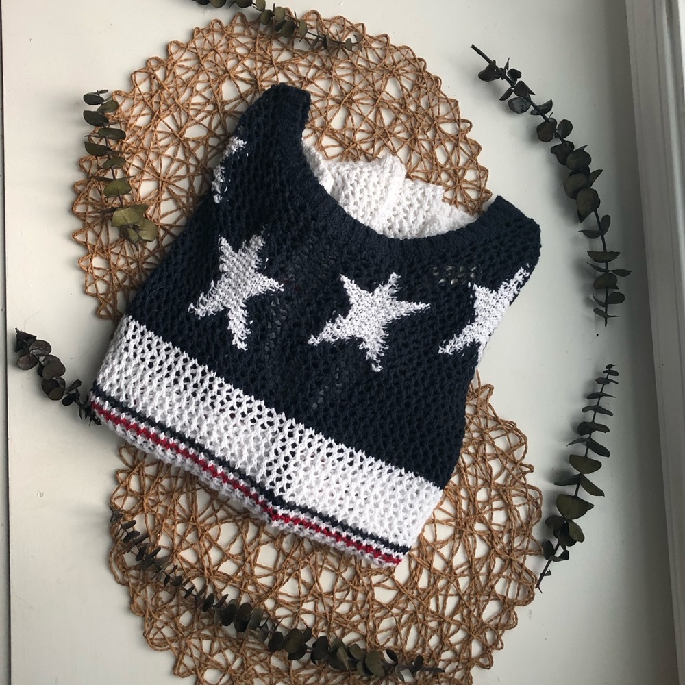 Hollister sweater